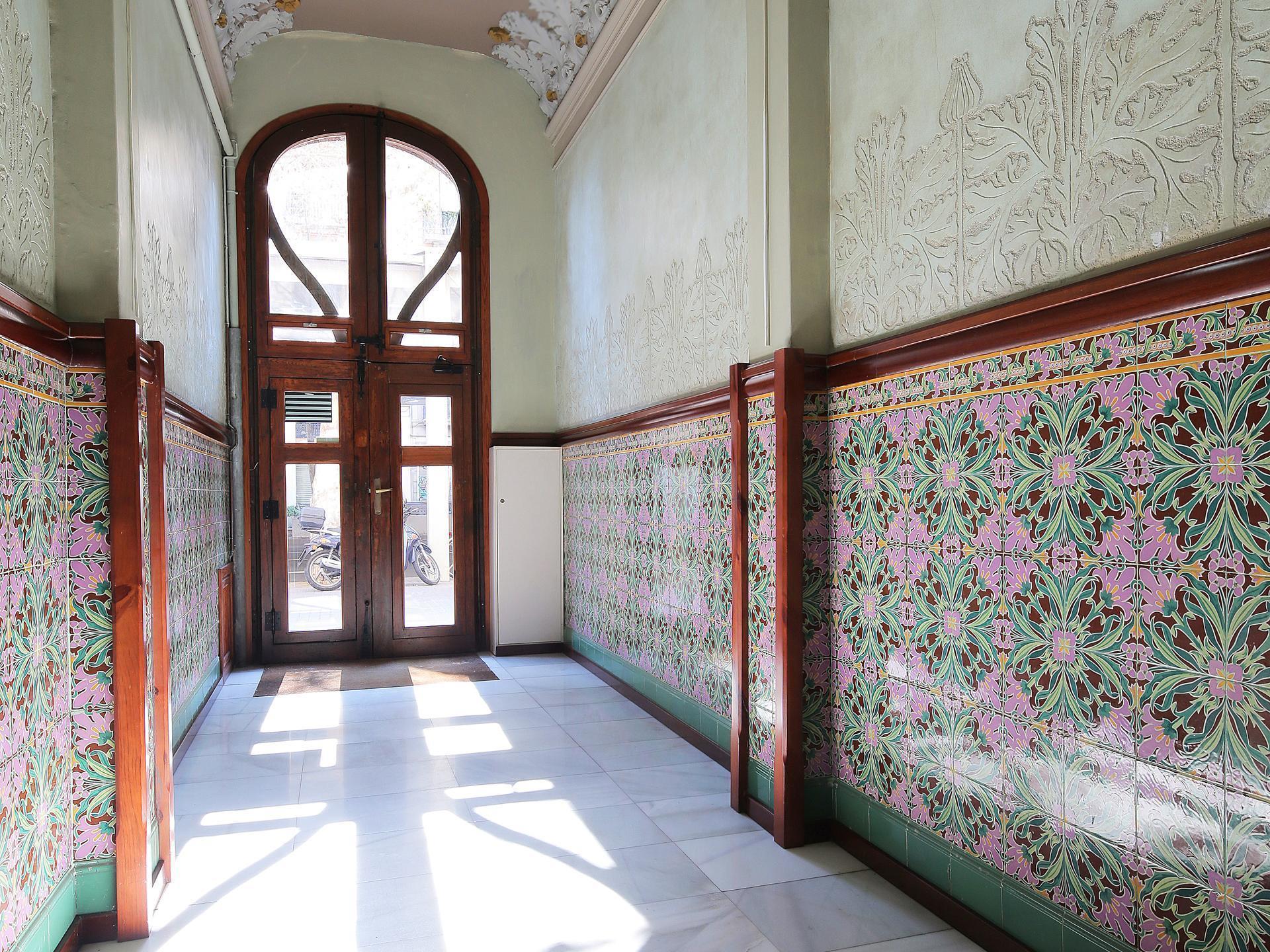 Hostal Balkonis Barcelona Luaran gambar